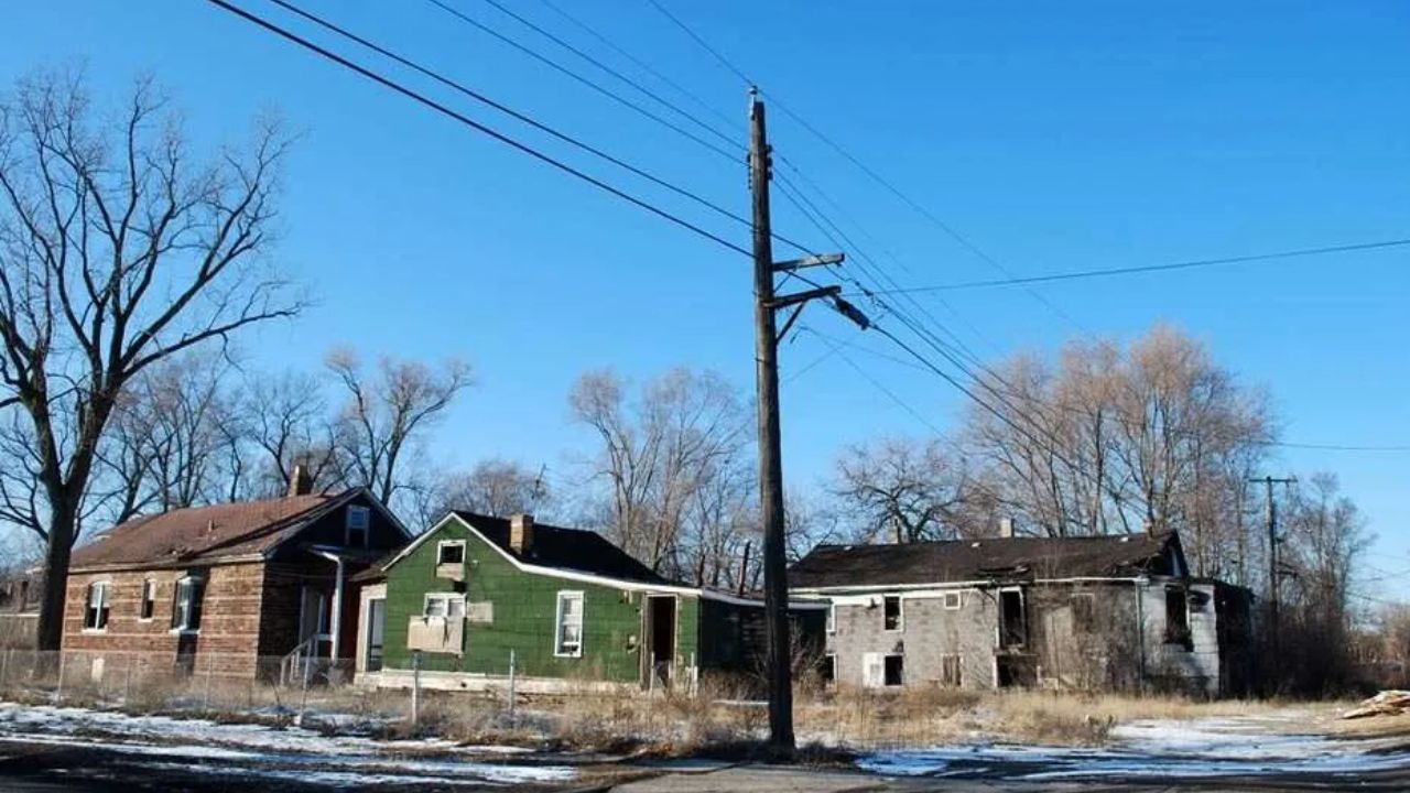 Indiana is Home to an Abandoned Town Most People Don’t Know About