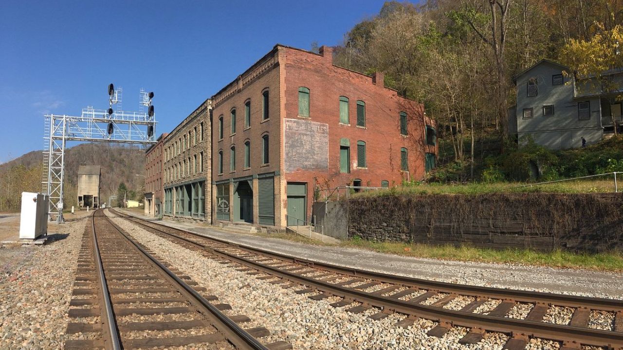 West Virginia is Home to an Abandoned Town Most People Don’t Know About